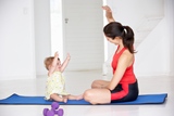 PETITE-ENFANCE-GYM-MAMAN-BEBE.jpg